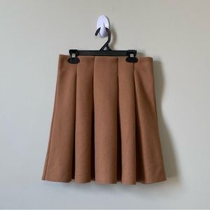Oak + Fort tan brown minimalist textured pleated mini skirt